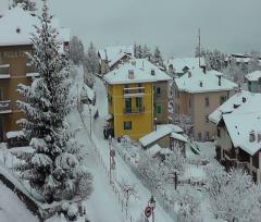 S1610015r.JPG - 108kb